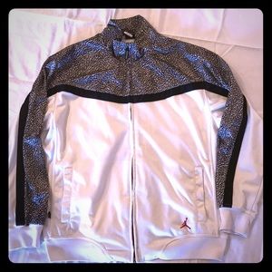 Size XL Jordan long sleeve zip up